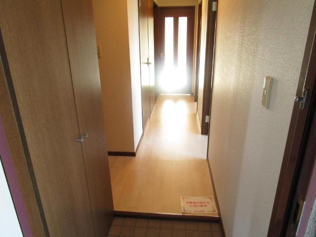 玄関　別部屋写真、参考になります