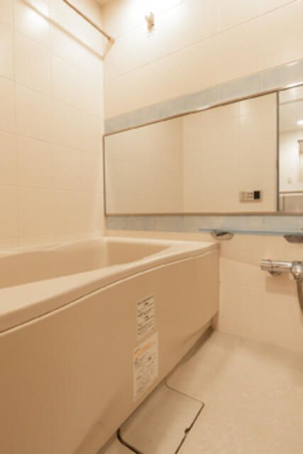 バス・シャワールーム　■浴室暖房乾燥機能■追焚機能バス