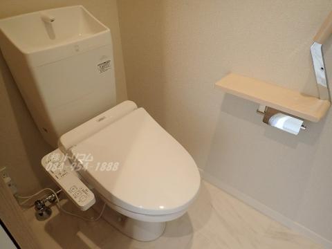 トイレ　シャワー付トイレ