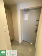 玄関　お部屋探しは株式会社　タウンハウジング　までお気軽にお問合…