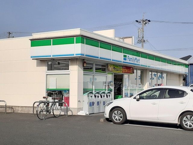 コンビニ　ファミリーマート　浜松向宿店（コンビニ）まで719m