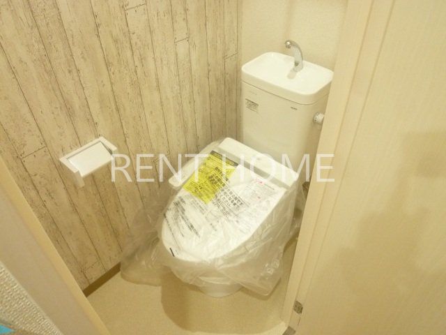 トイレ　ウォシュレット付き