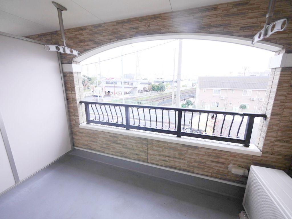 バルコニー　バルコニー