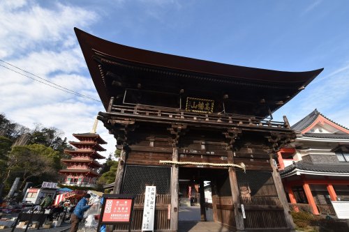 その他　高幡不動尊（その他）まで496m