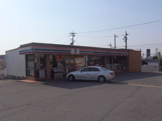 コンビニ　セブンイレブン　魚住町清水店（コンビニ）まで622m