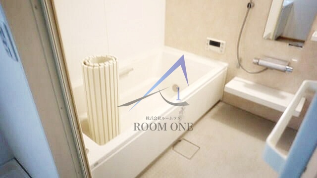 バス・シャワールーム　お風呂です。