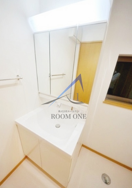 洗面設備　洗面台です。