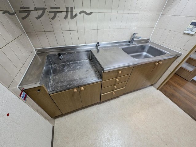 キッチン　別部屋イメージ写真