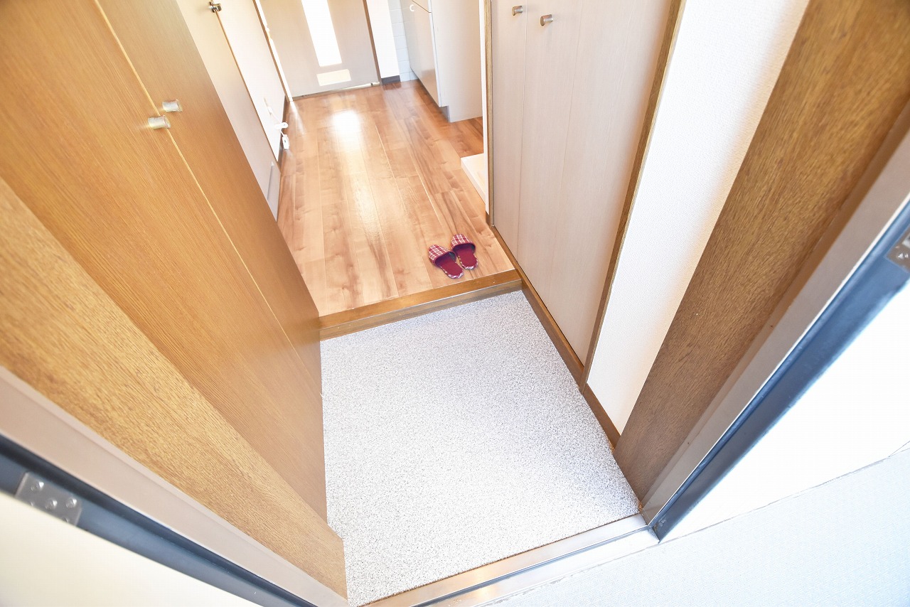 玄関　翔阿園マンション