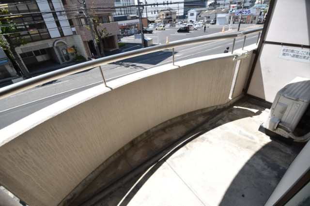 バルコニー　翔阿園マンション