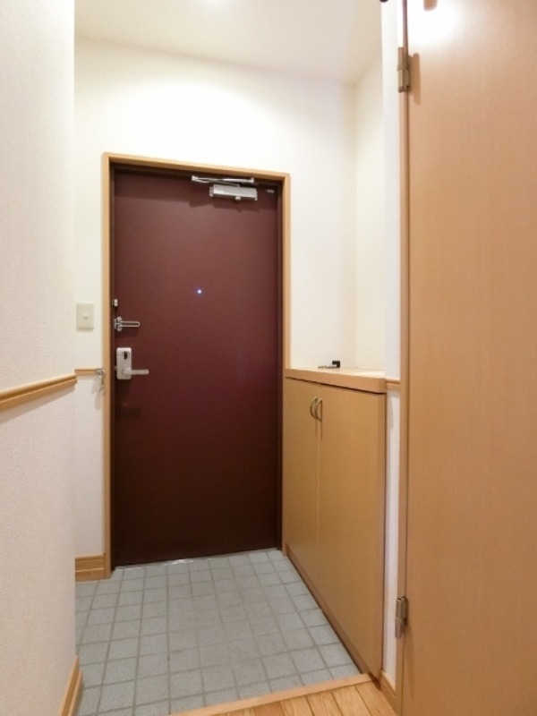 玄関　図面と現状に相違がある場合には現状を優先