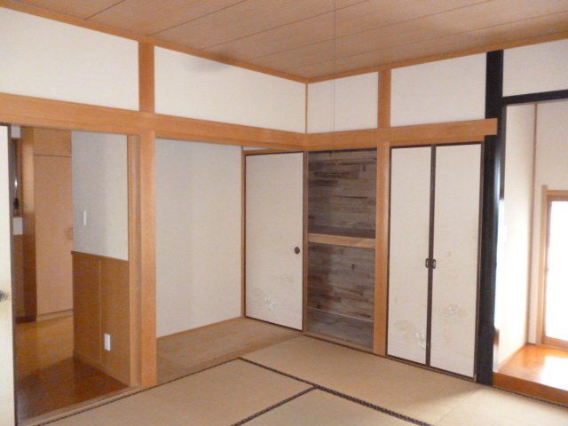 収納　1階和室収納