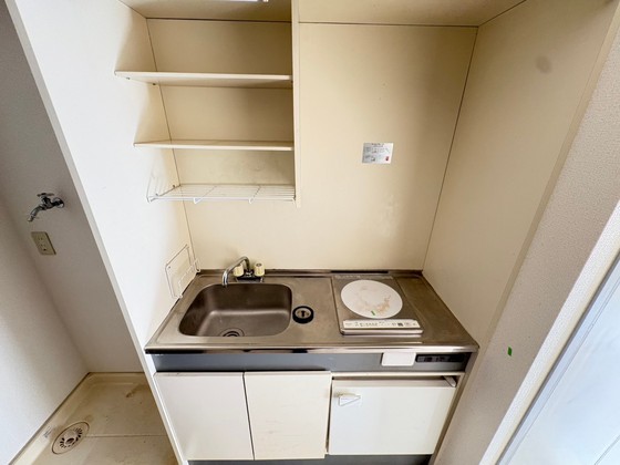 キッチン　※別号室の写真です