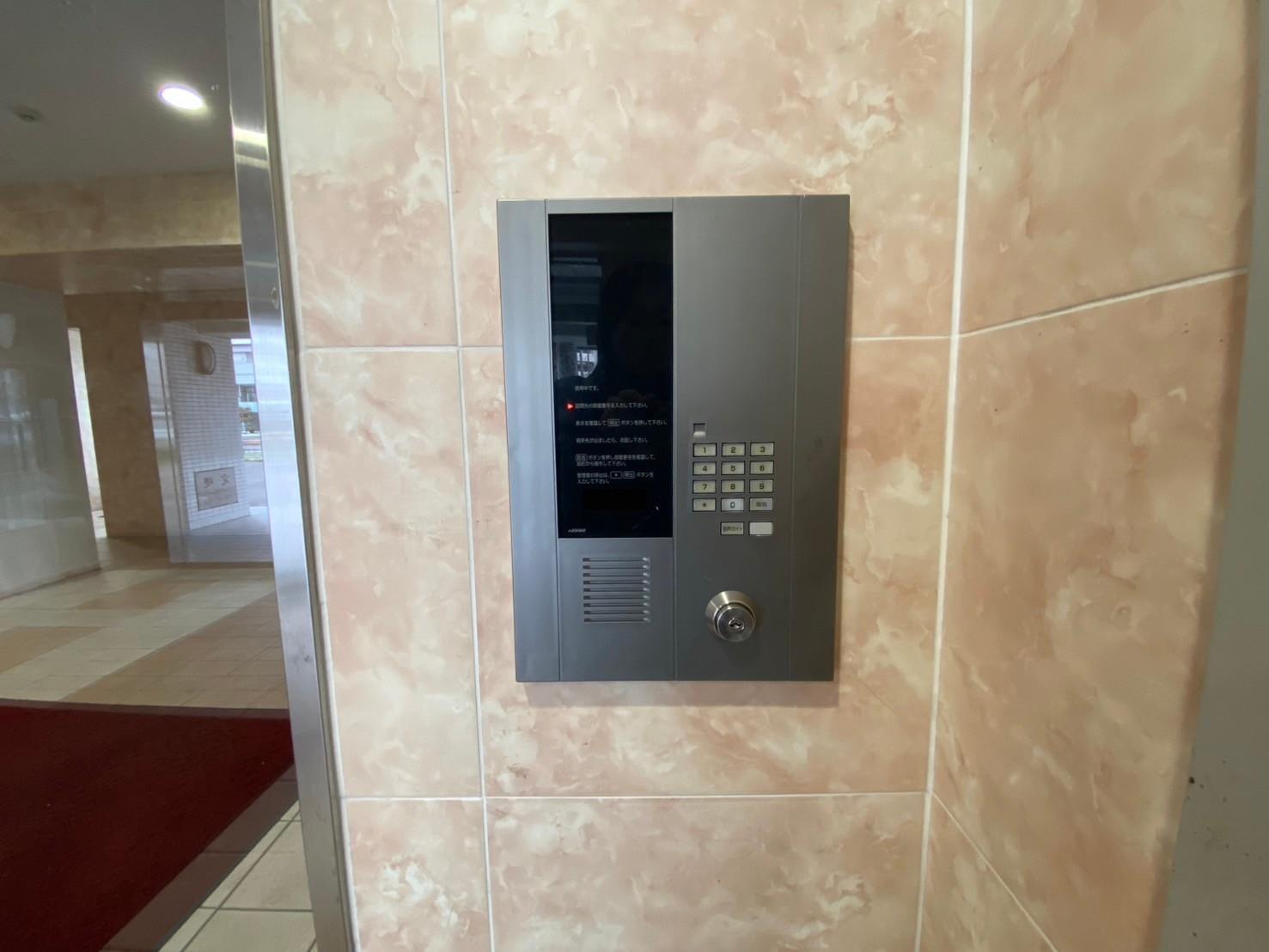 セキュリティ　オートロック付きです(別室参考写真)