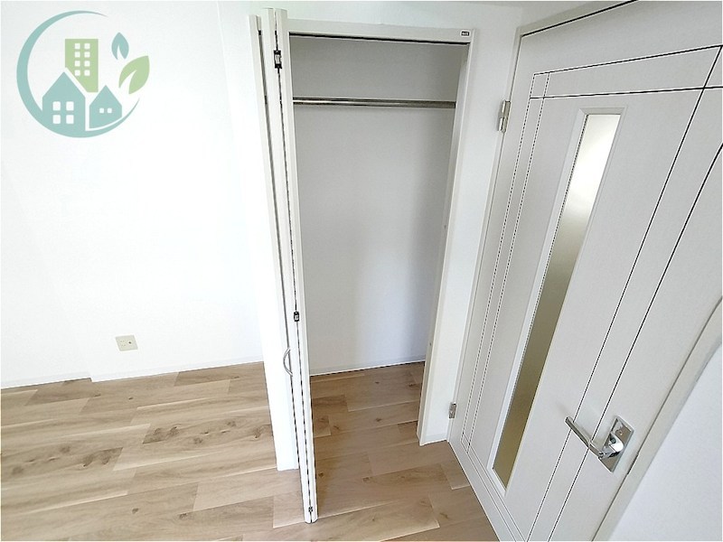 収納　ラムール六甲山ノ手（J：COM320Mネット無料）