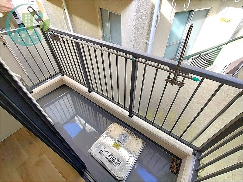 バルコニー　ラムール六甲山ノ手（J：COM320Mネット無料）