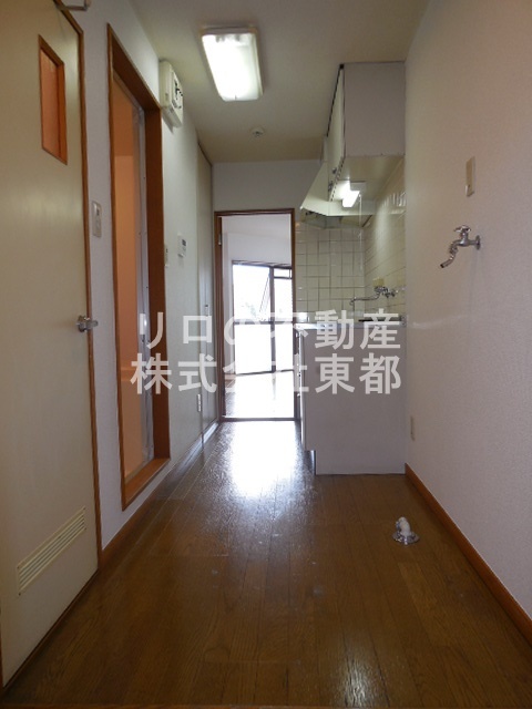 玄関　前回募集時のお写真です。