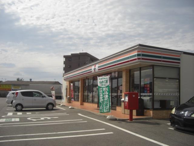 コンビニ　セブンイレブン中津東浜店（コンビニ）まで872m