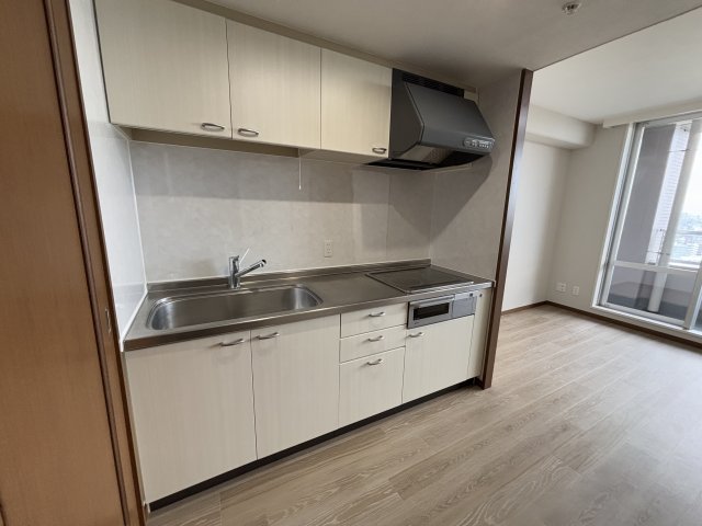 キッチン　※別部屋参考写真