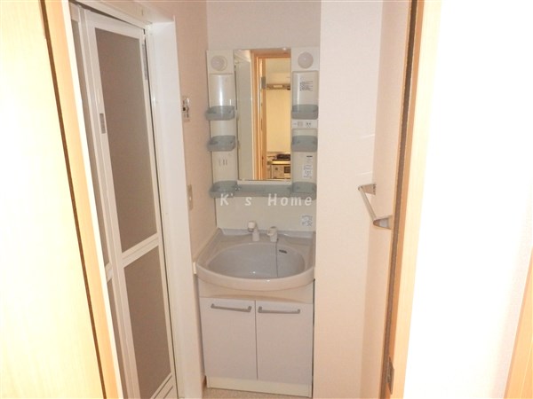 洗面設備　シャンプードレッサーあり！