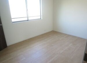 その他部屋・スペース　こちら寝室にいかがでしょうか。。