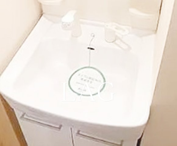 洗面設備　洗面台です。