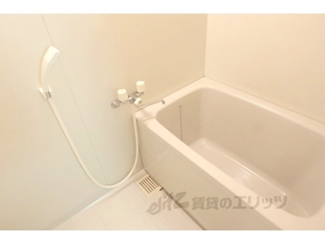 バス・シャワールーム　ベランダから