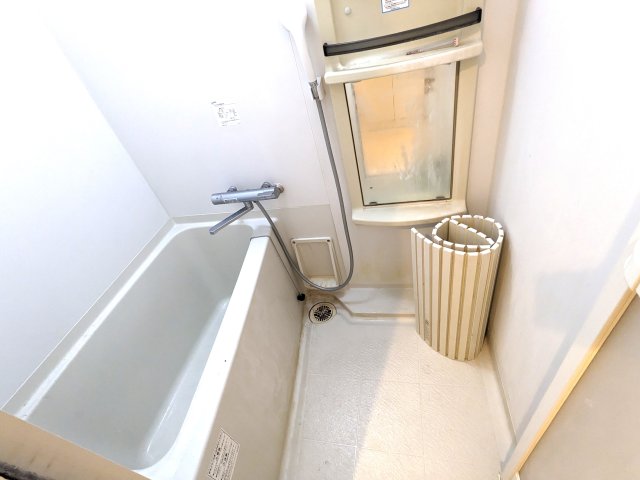 バス・シャワールーム　ゆったり過ごせるお風呂です