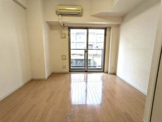 居室・リビング　ゆったりとした居間です