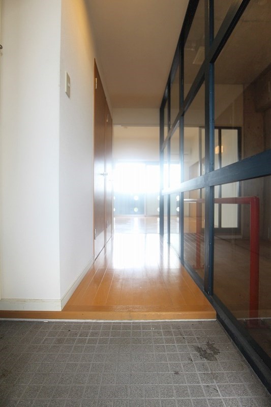 玄関　別部屋参考写真。