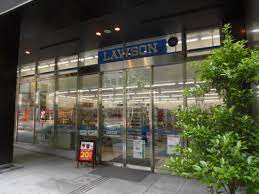 コンビニ　ローソン 赤坂氷川公園前店（コンビニ）まで244m