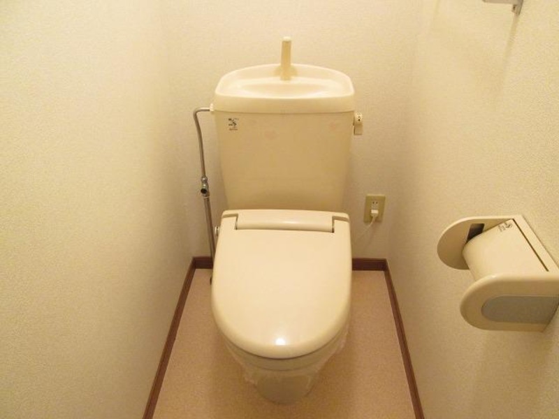 トイレ　図面と現状に相違がある場合には現状を優先