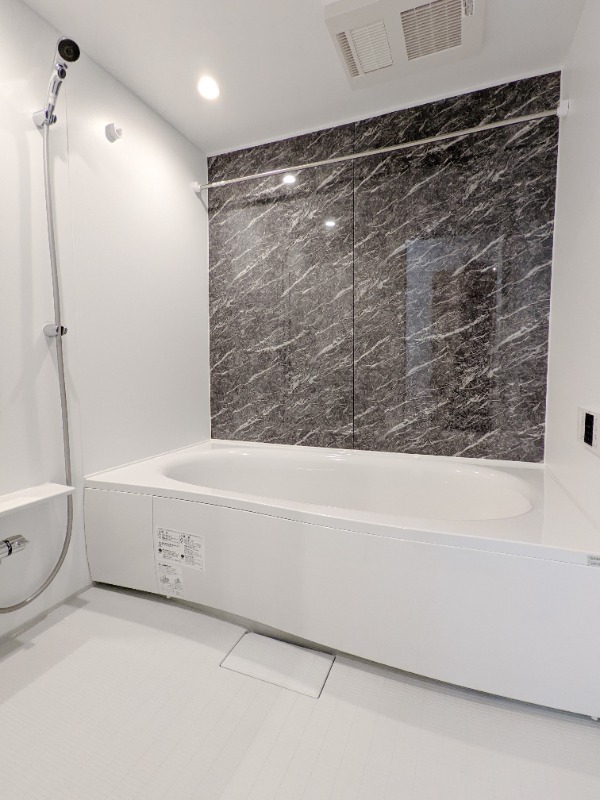 バス・シャワールーム　図面と現状に相違がある場合には現状を優先