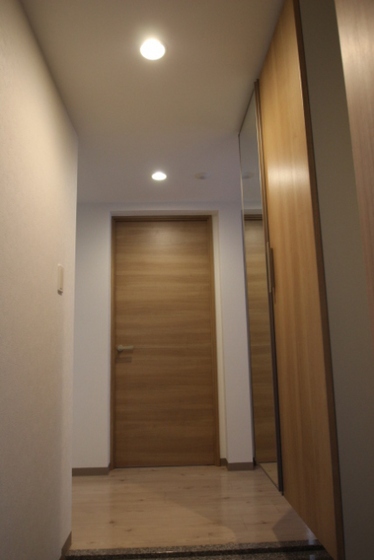 玄関　※別部屋の写真です