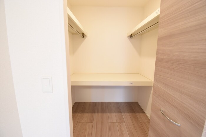 収納　ウォークインクローゼット