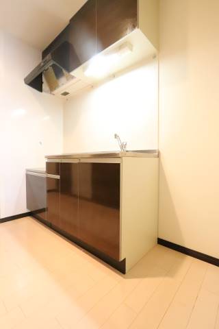 キッチン　調理スペースがしっかり確保できております