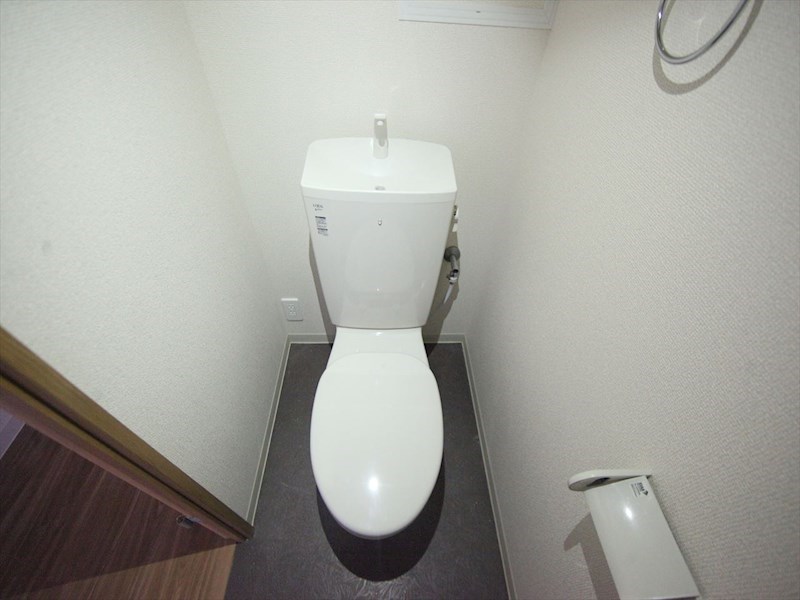 トイレ　洋式トイレ（温水洗浄便座設置可）