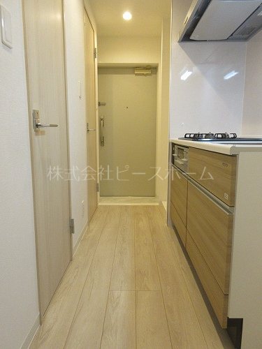 居室・リビング　※別号室参考写真