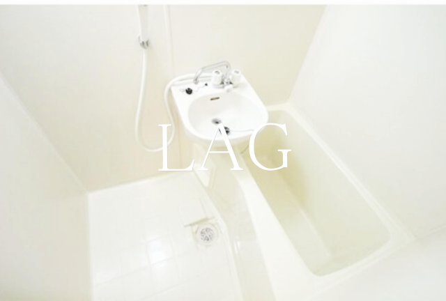 バス・シャワールーム　お風呂です。