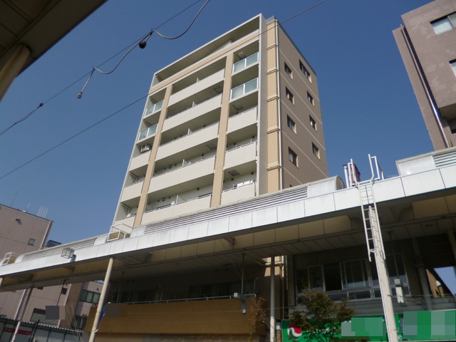 建物外観　しっかりしたマンションタイプです♪