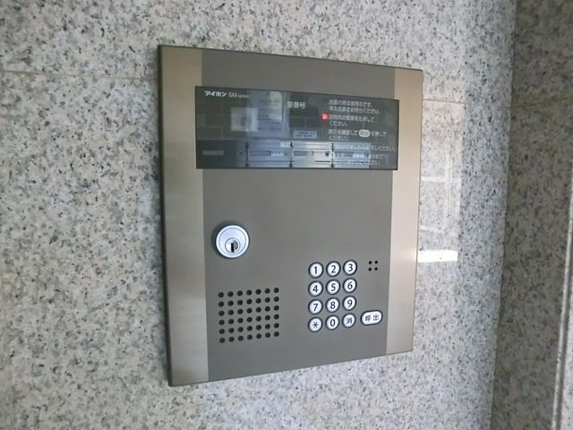 セキュリティ　オートロック完備。