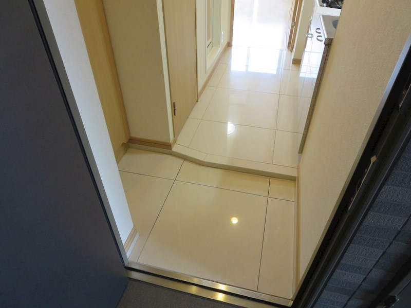 玄関　※同物件、別部屋になります。
