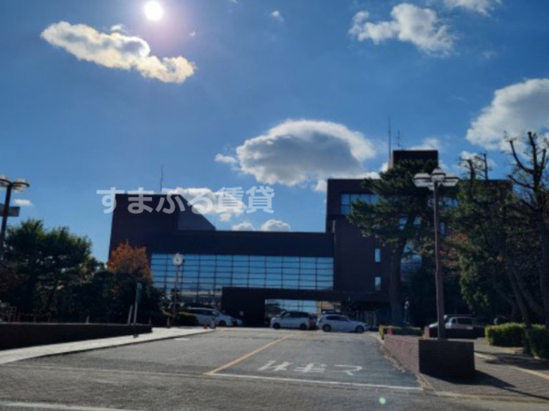 その他　中央公民館（その他）まで377m