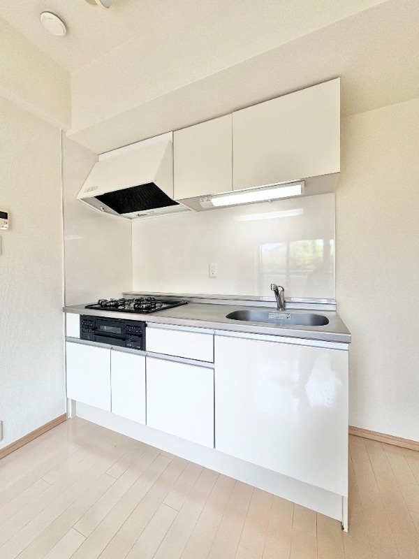 キッチン　３口ガスコンロ♪