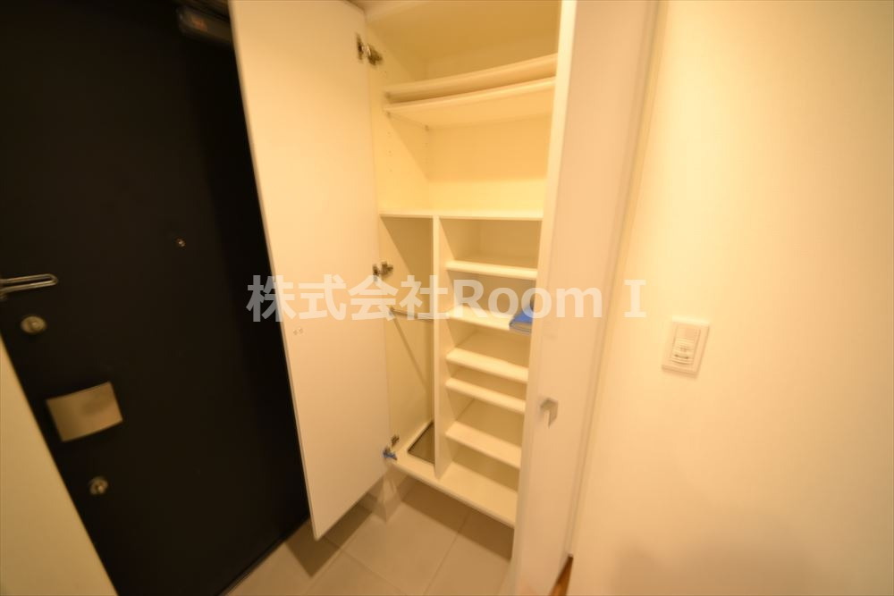 玄関　明るい玄関です