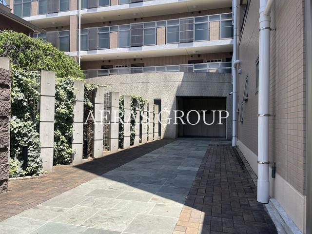 エントランス　賃貸棟の共用部分となります