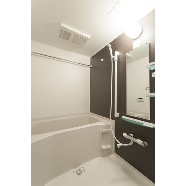 バス・シャワールーム　バスルーム