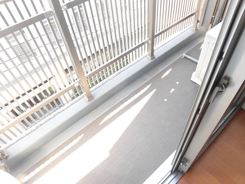 バルコニー　※同仕様写真