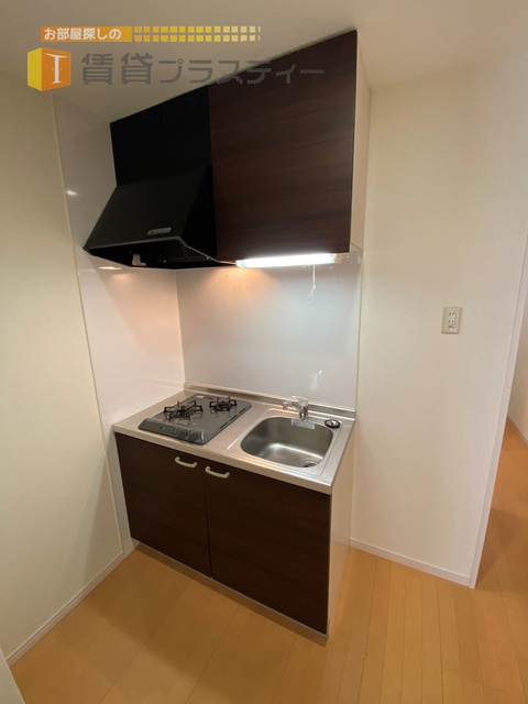 キッチン　２口のガスコンロ搭載でお料理楽しい♪