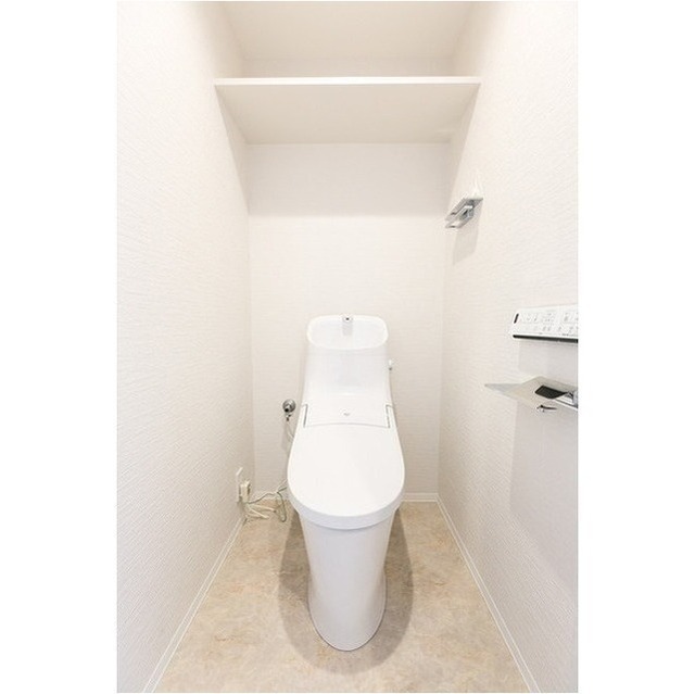 トイレ　同タイプ別住戸写真（現況優先）